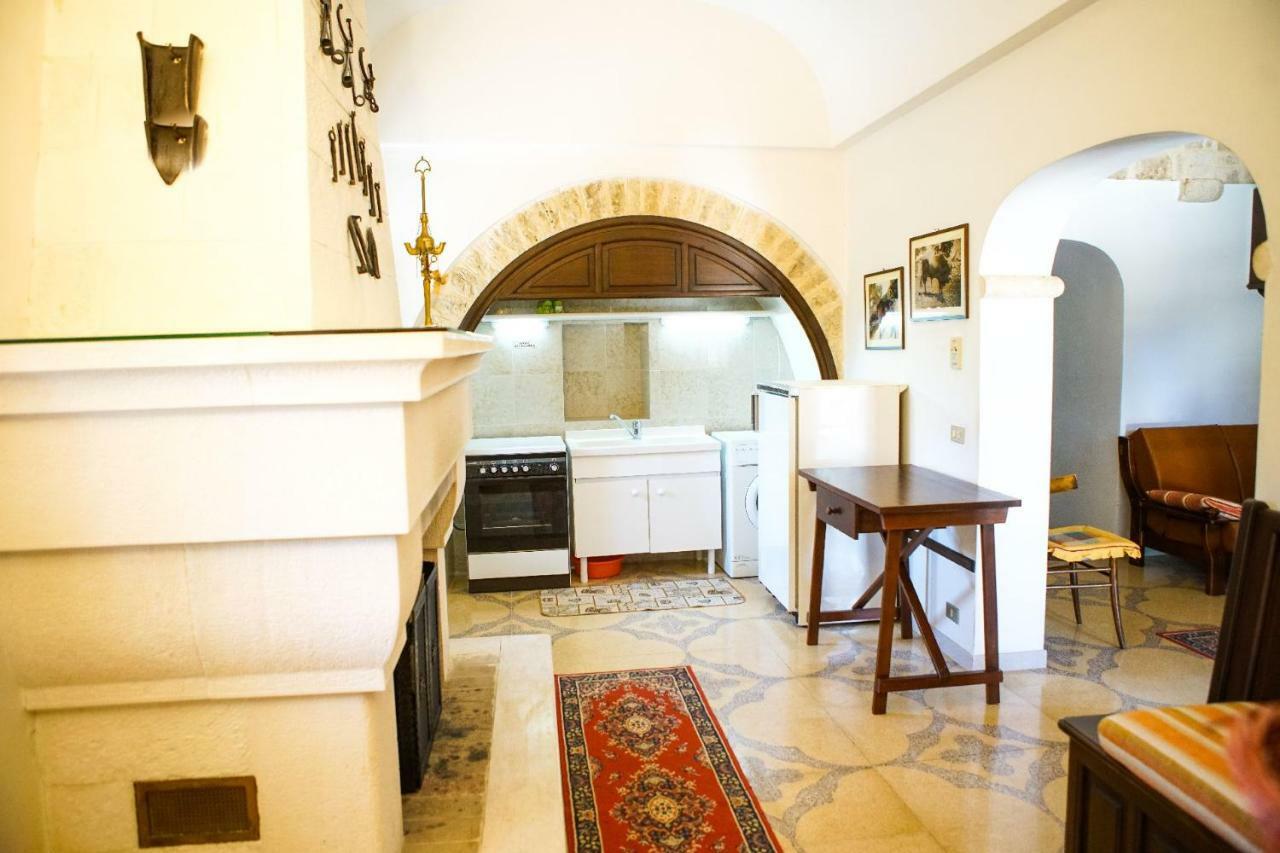 Masseria Guadiano Vecchio Santa Lucia  Eksteriør billede